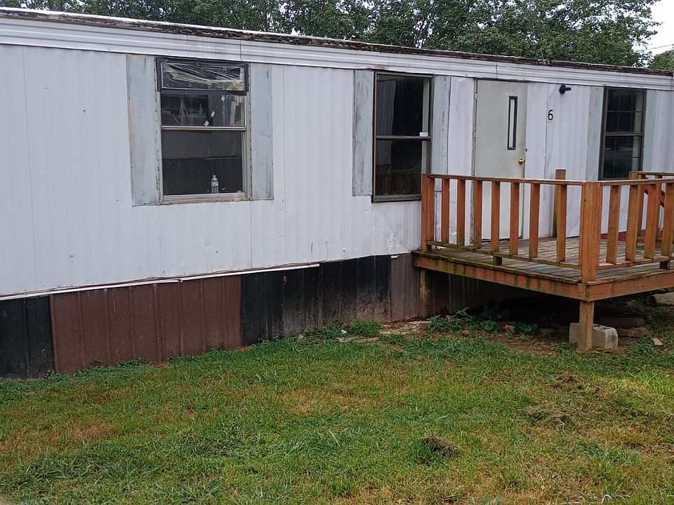 1st image of 6 Otto Ln S