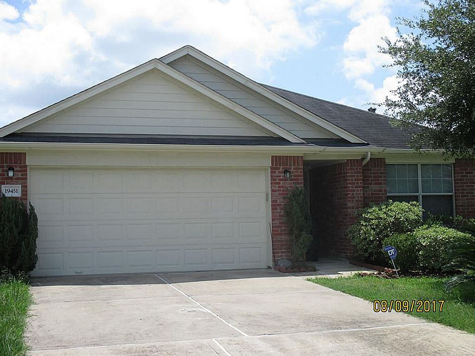 1st image of 19451 Billineys Park Dr