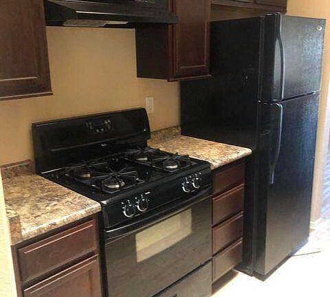 5th image of 14300 Arthur Ashe Ct #B
