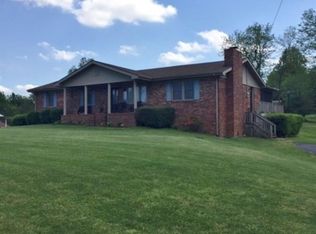 9060 Moore Rd, West Paducah, KY 42086