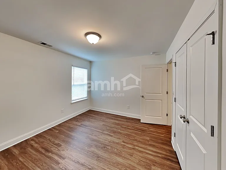 317 Bourne St — Photo 26