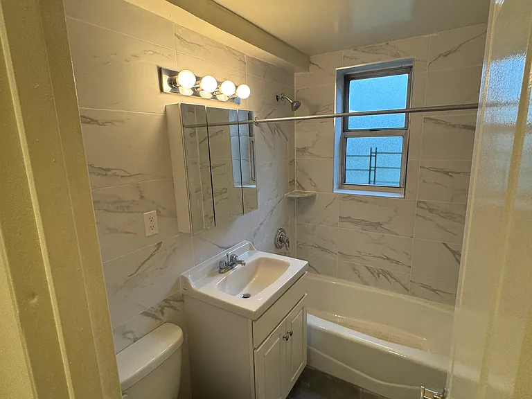 1535 Shore Pkwy #3D — Photo 5