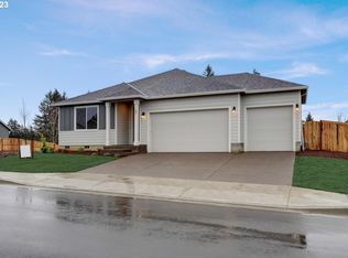 281 W 17th St, Lafayette, OR