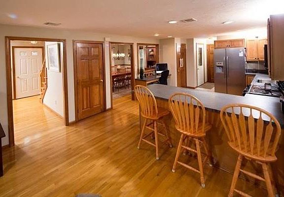 5th image of 21 Kennie Ln