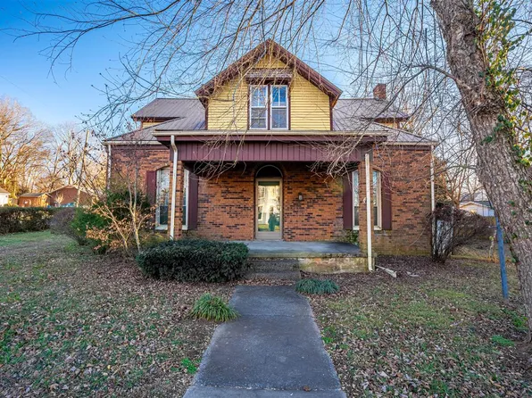 419 W 7th St, Russellville, KY 42276