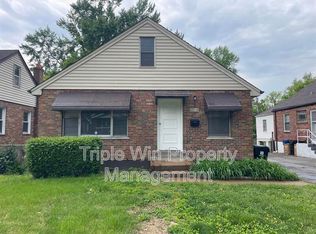 6918 Etzel Ave, Saint Louis, MO 63130