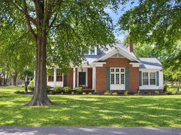 304 N Pine St, Marvell, AR 72366