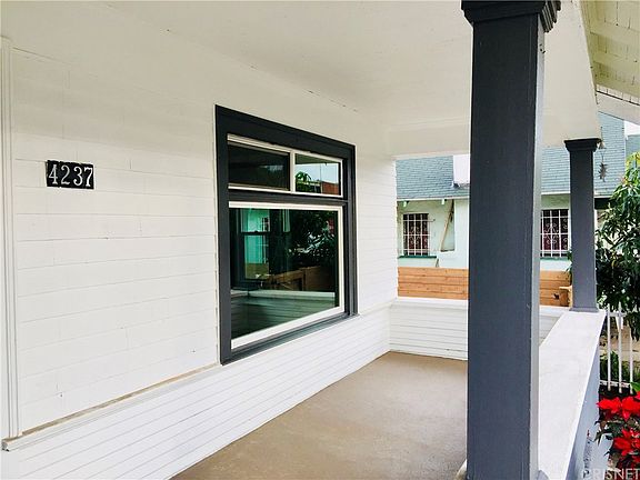 3rd image of 4237 S Normandie Ave