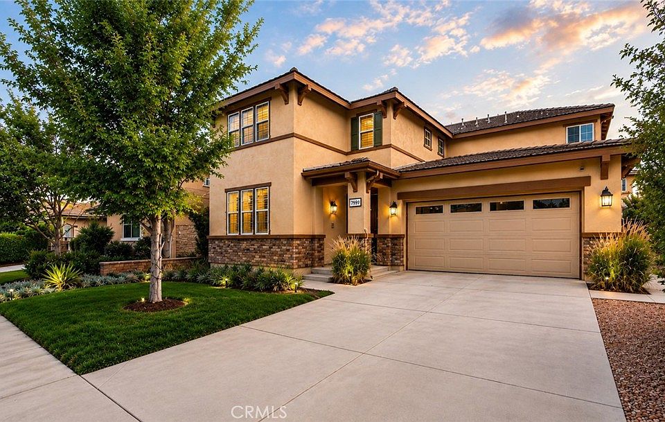 1st image of 7989 Licorice Way