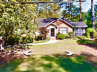 560 Adrian Pl, Macon, GA 31204