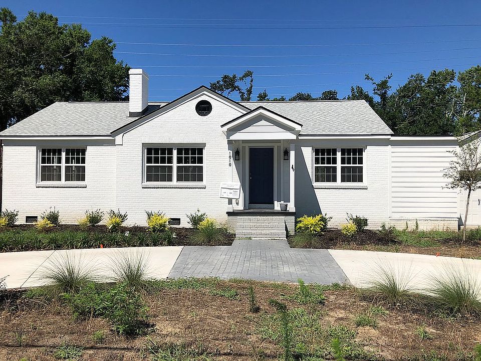 1st image of 1010 Lansing Dr