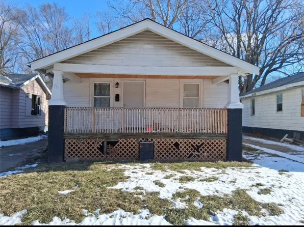 1242 N Woodford St, Decatur, IL 62521