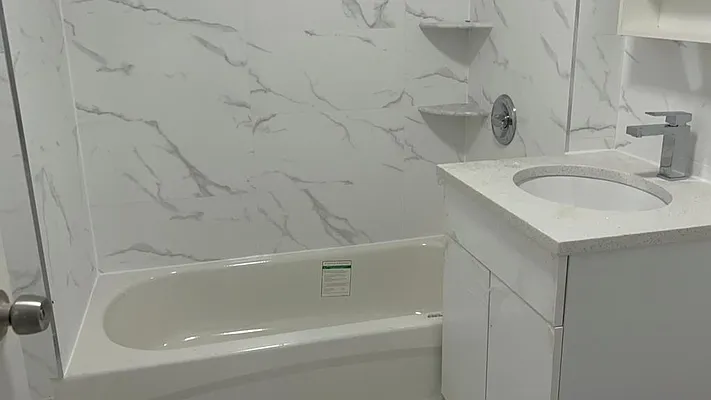 Rented by Highline Residential | media 8