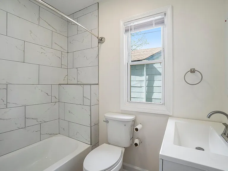840 S Hardy Ave — Photo 12