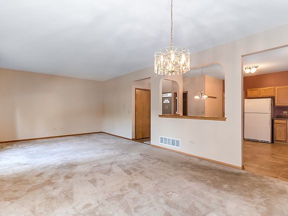 3rd image of 11038 Quail Dr