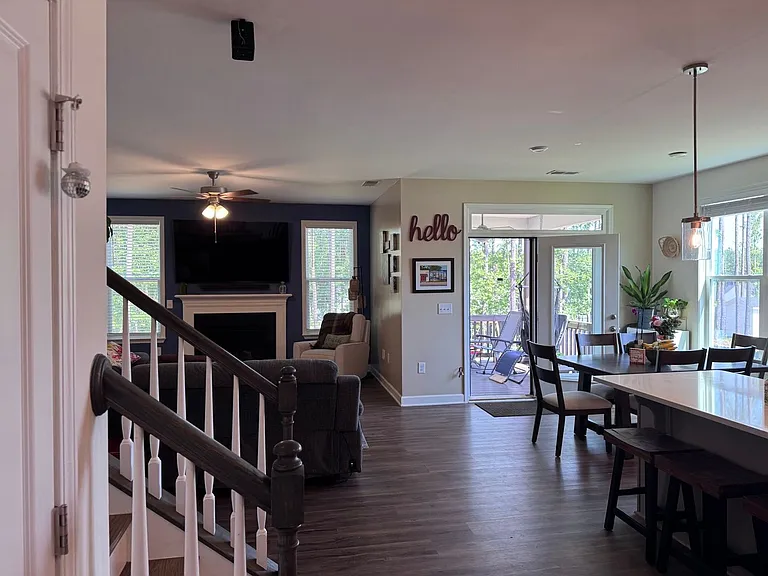 41 Cascade Pl — Photo 2