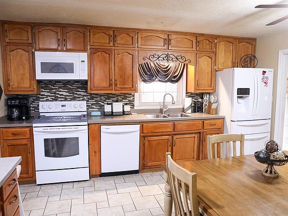 4th image of 7339 President St