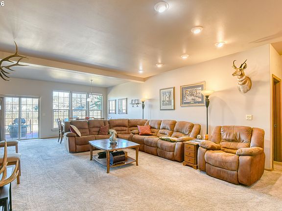 5th image of 2175 NW Gilliam Ave