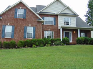1353 Wineberry Rd, Powell, TN 37849