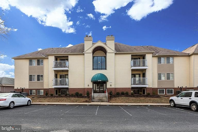 1st image of 2110 Whitehall Rd Unit 2B