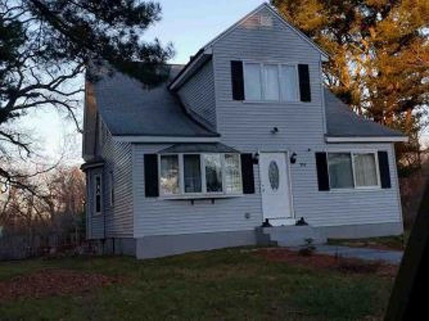 351 Greenwood St, Millbury, MA 01527 Zillow