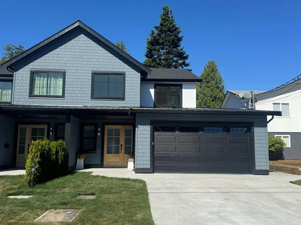 967 52a St, Delta, BC V4M 3A1