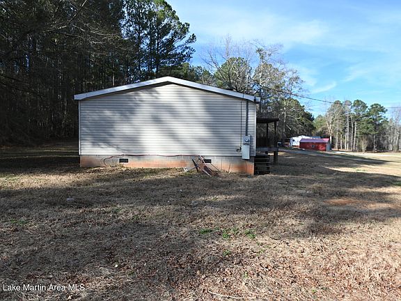 2nd image of 332 Elm Trl