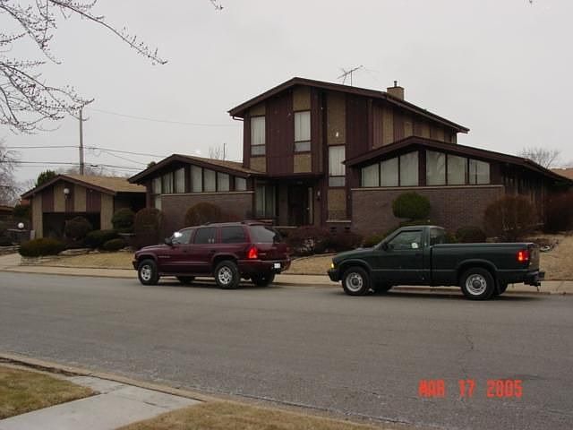 1st image of 9121 S East End Ave