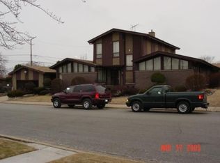 9121 S East End Ave, Chicago, IL 60617