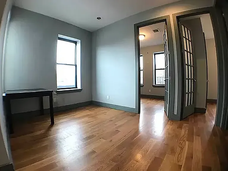 106 Grattan St #3F — Photo 3