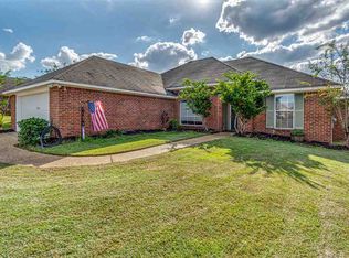 310 Kings Ridge Cir, Brandon, MS 39047