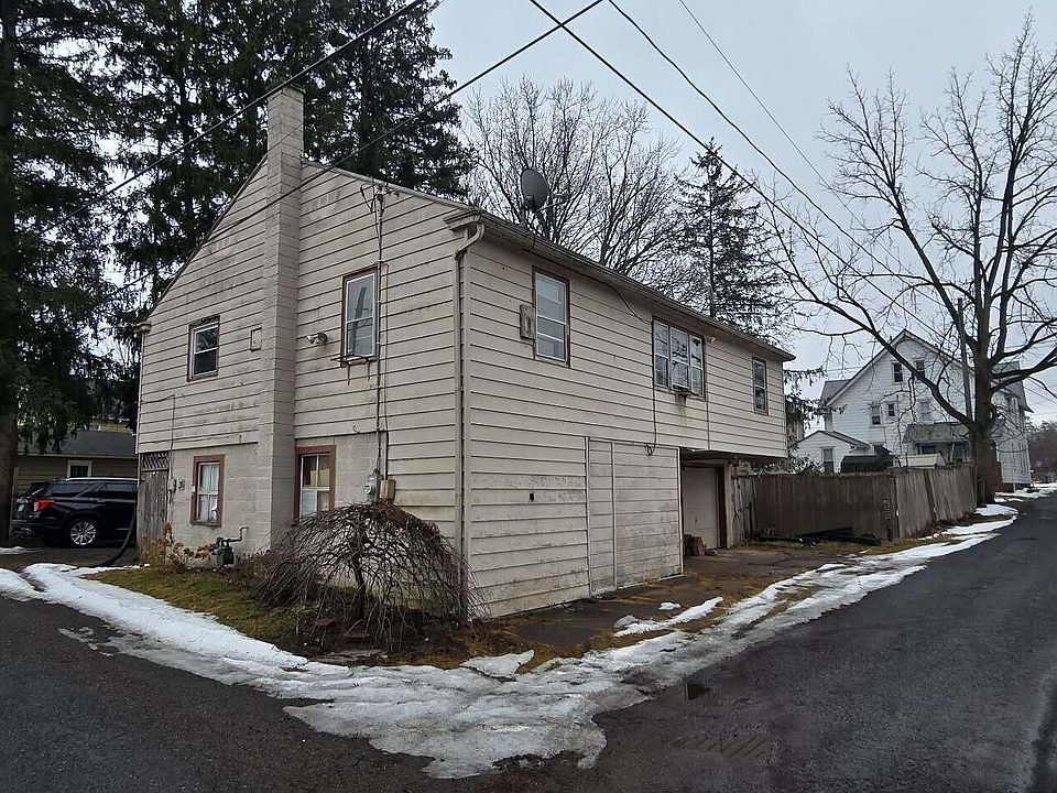 1st image of 36 Oneil Ave