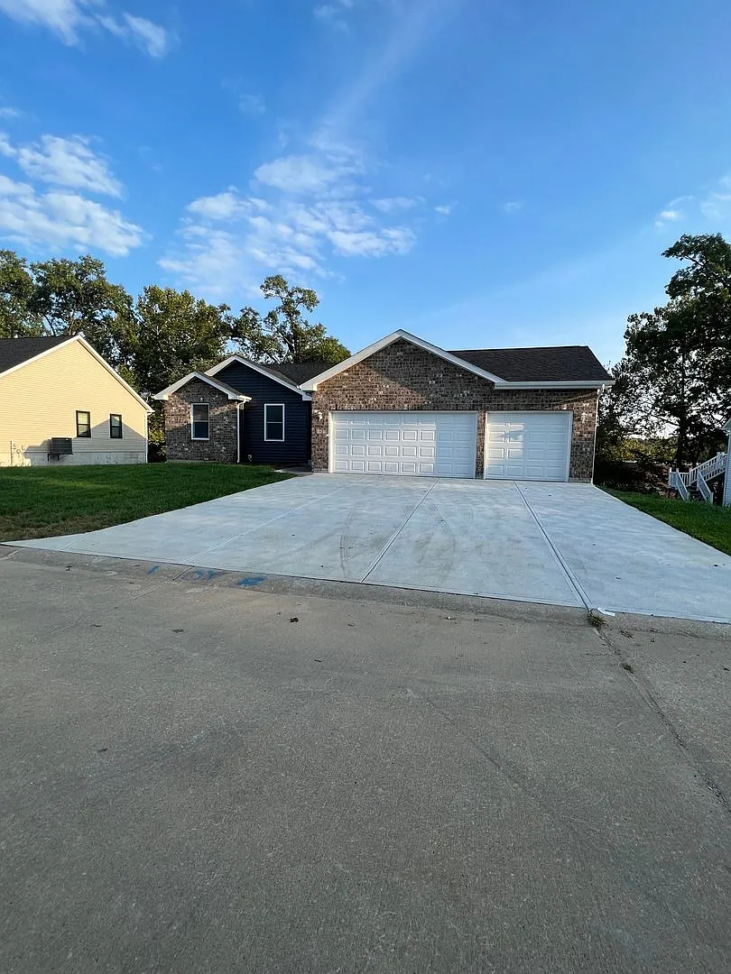 New Construction! — Photo 2