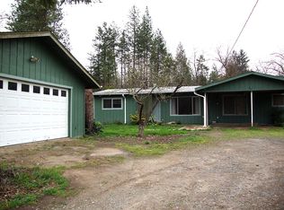 275 Moonbeam Ln, Grants Pass, OR 97527