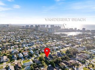 557 96th Ave N, Naples, FL 34108