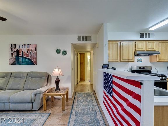 5th image of 5710 E Tropicana Ave Unit 1072