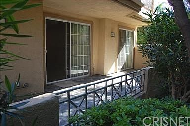 2nd image of 23845 Del Monte Dr Unit 63