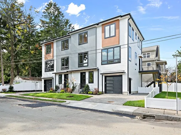 25 Tolman St #1, Waltham, MA 02453