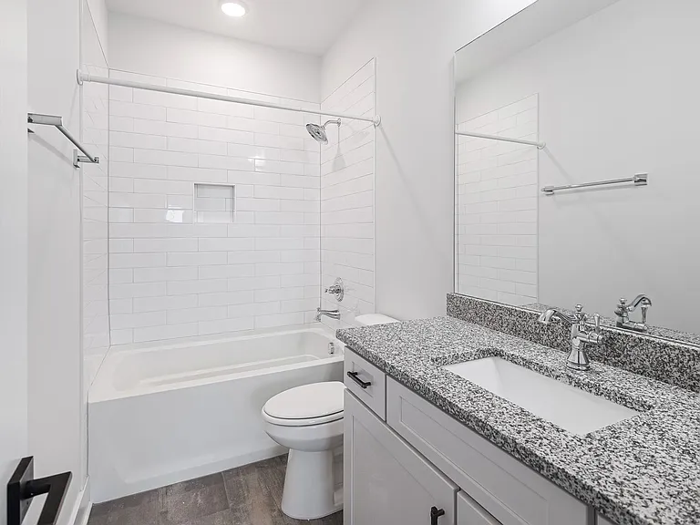 805 Regimental Dr — Photo 26
