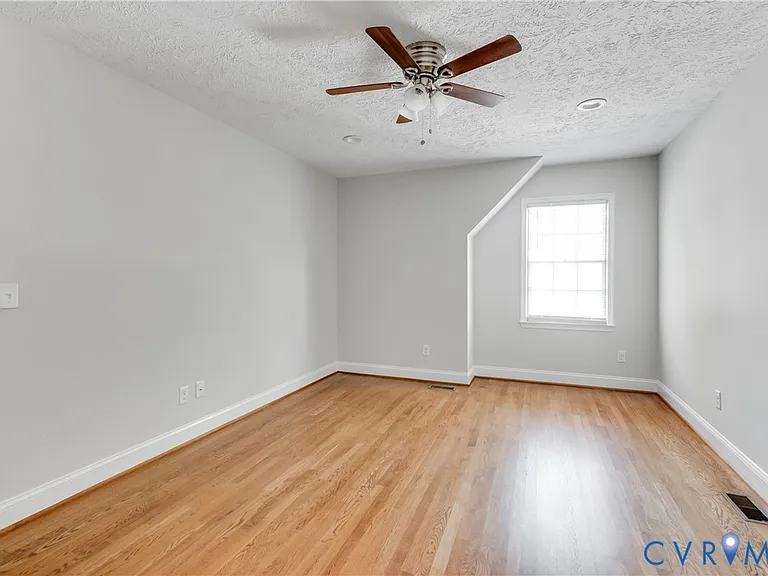 5318 Monument Ave — Photo 28
