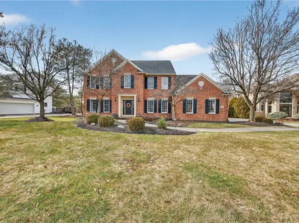 1010 Orchard Ln, Broadview Heights, OH 44147