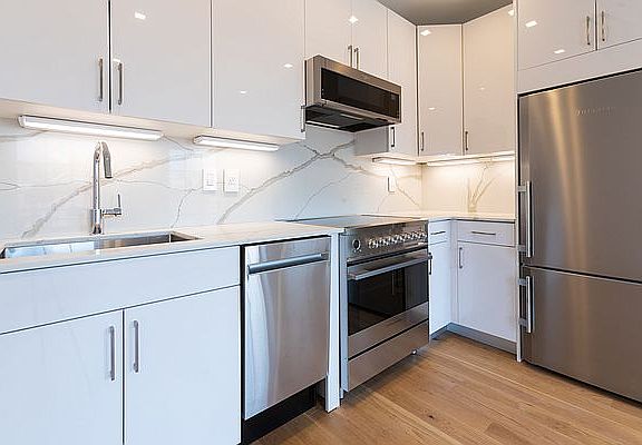 3rd image of 92 Atlantic Ave #51