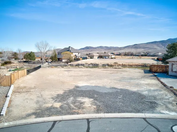 410 Gleneagles Ct, Dayton, NV 89403