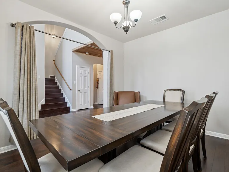 2108 Narrow Glen Pkwy — Photo 25