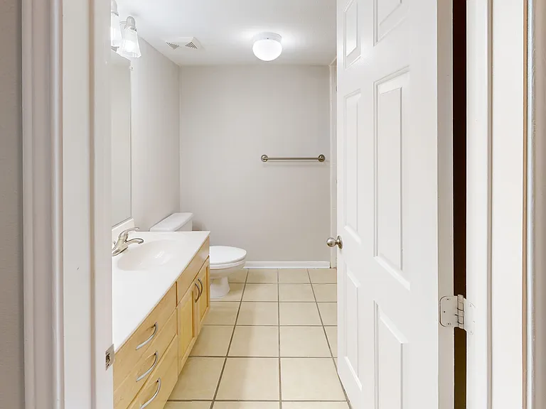 The Carriage Homes at Wyndham — Photo 90