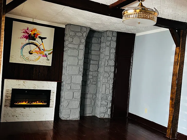 47 Cedar Aly — Photo 7