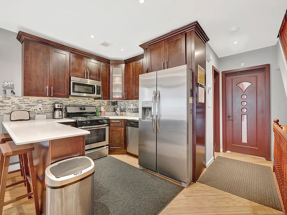1st image of 107-28 128th St