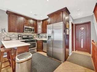107-28 128th St, South Richmond Hill, NY 11419
