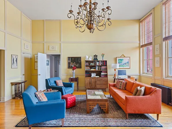 279 Sterling Pl APT 2A, Brooklyn, NY 11238