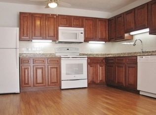 4466 El Paulo Ct APT B, Saint Louis, MO